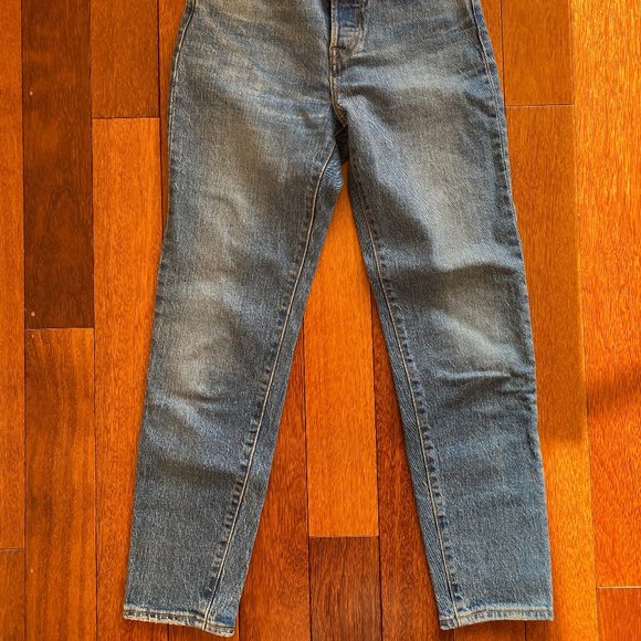 NWOT - Levi Wedgie Jeans - Picture 2 of 4